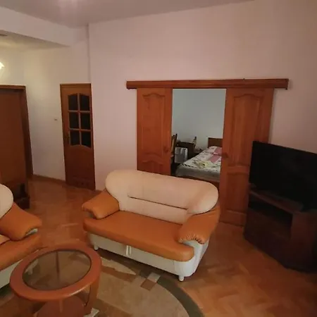 Gosciniec Jedrus *